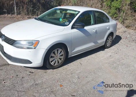 2014 Volkswagen Jetta 2.0L S from USA, damaged, VIN 3VW2K7AJ1EM304216